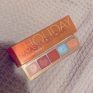 Natasha Denona Holiday shadow palette